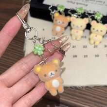 Cute Flocked White Bear, Rilakkuma Phone Charm, Keychain, Four-Leaf Clover Charm, Camera CCD Pendant, Gift. - 輕鬆熊 - 查看 1