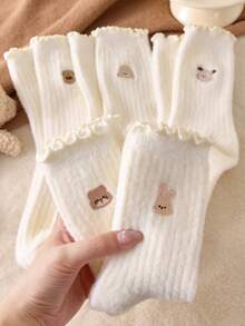 2 Pairs Women's Cute Animal Pattern Puppy&Bunny&Bear White Plush Thermal Warm Socks With Lettuce Trim Simple Mink Plush Socks Mid-Calf Socks Crew Socks Thick Soft Fluffy Comfortable Socks Floor Socks Random Color, For Daily Wearing And Outings, Suitable For Fall&Winter - View 3