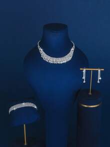 Diamond-Embellished Fringe Necklace, 2025 New Model, Heavy-Duty, Stylish, Office Wear, Collar Chain, Light Luxury, High-End Aesthetic Accessory