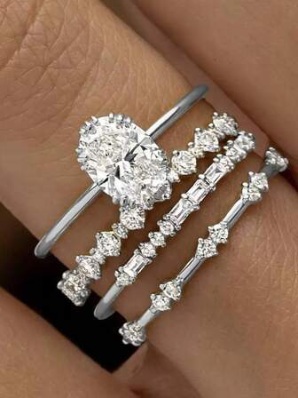 GARMEND 4件套优雅复古风格银色花朵戒指套装，适合女士日常佩戴