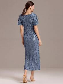 Đầm dạ hội nữ màu xanh dương đính sequin dáng dài ngang gối, cổ chữ V, tay ngắn, chất liệu co giãn, thích hợp cho các buổi dạ tiệc, kỳ nghỉ. - Màu xanh bụi bặm - Xem 3
