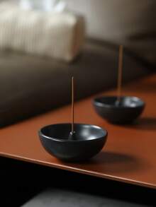 1pc Modern Minimalist Japanese Style Black Ceramic Round Incense Holder, Creative Home Use Incense Stick Base, Incense Burner, Indoor Incense Plate Incense Stick Holder - Black Incense Stand - View 8