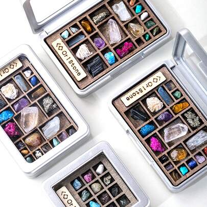 1件天然水晶原石矿物标本岩石矿石宝石，可用于收藏、家居办公装饰、圣诞礼物、感恩节礼物等。