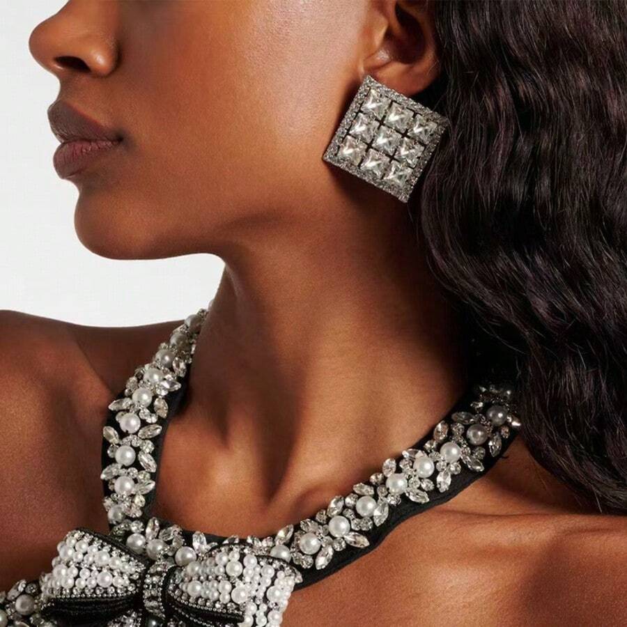 1 Pair Silver Geometric Crystal Ear Clips, Fashionable Street Style Sexy Party Earrings, Suitable For Party Wear - Ghost Gold - View 1