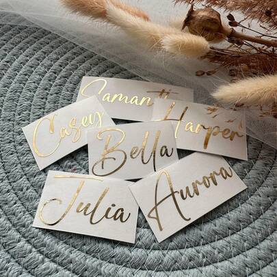 1 miếng dán thẻ tên tùy chỉnh, nhãn 3-5 inch, nhãn dán tên, nhãn dán decal tùy chỉnh, nhãn dán tên, nhãn dán ngày, quà tặng tự làm, thủ công, chữ viết tay, nhãn dán đám cưới, nhãn dán quà tặng. Nhãn dán tên ba chiều tùy chỉnh cho chai nước, hộp đựng thức ăn trưa, đồ dùng cá nhân, ly, cốc, cuộn, bóng bay, nhãn dán thư pháp, trang trí hộp quà, nhãn dán tên & chữ lấp lánh tùy chỉnh, làm mới nhà cửa mùa thu, trang trí Giáng sinh