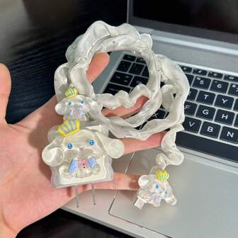  Sanrio 透明皇冠狗造型数据线保护套，兼容 Apple 20W 14 Pro Max 充电线，防断快充线，适用于 13/15/12 型号