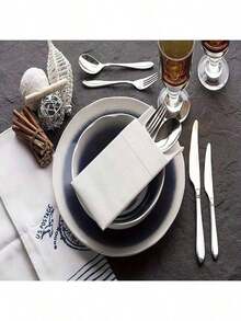 50张白色亚麻质感一次性纸巾，附赠餐具袋，斋月礼物/斋月装饰/斋月配件，开斋节礼物/开斋节庆祝活动礼品，高吸水性优雅餐具，适合斋月分发/开斋节聚会、节日婚礼/派对餐桌装饰和特殊活动餐具袋餐巾，斋月祝福，斋月餐巾。 - 白色 - 查看 10