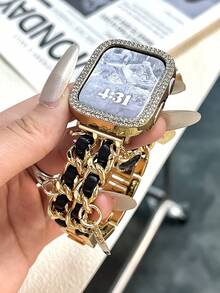 MAPUCE 1条时尚香氛金属双链表带，配黑色皮绳吊坠，兼容 38/40/41/42/44/45/46/49mm，适用于 Ultra/SE/11/10/9/8/7/6/5/3/2/1系列，长度可调节，操作简便，饰有黑白格子包元素和心形吊坠。 - A479金色 - 查看 5