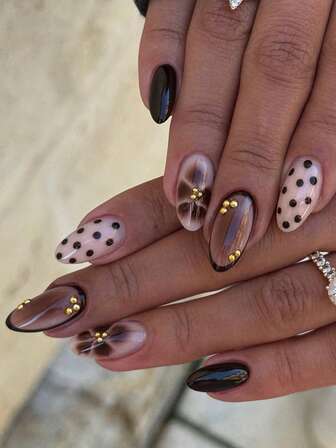 3D立体花卉美甲装饰渐变裸黑色手工美甲贴片杏仁形24片装可重复使用DIY美甲设计美甲产品女士美甲用品