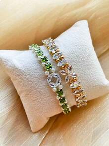 1pc Classic Zirconia Clover Bracelet, Delicate Faux Pearl & Golden Bead Accented, Sparkling Zirconia Four-Leaf Clover Women's Bracelet, Luxury & Suitable For Daily Wear And Formal Occasions