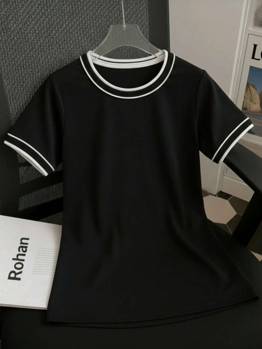 Women's Short-Sleeve Ribbed Blouse, Plain, Round Neck With Collar And Sleeve Details, Elegant Basic Style - Hitam - View 1