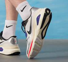 Nike Zapatillas de running STRUCTURE 26 de estabilidad para hombre, modelo invierno 2025, para correr en asfalto. - Blanco y Negro - Ver 4