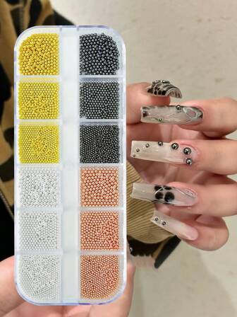 12 Grids Mixed Colors Mini Steel Beads For Nail Art 4 Color Gold Silver Rose Gold Grey Metal Caviar Bead Nails Art Accessories Balls DIY Craft Manicure Part Nail Art Decoration