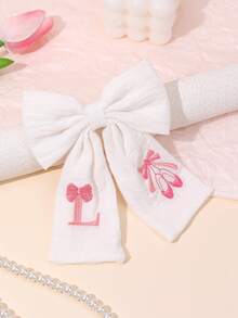 1 Stück Buchstabe A-Z bestickter Haarclip, geeignet für Mädchen, Pastell Stoff Alligator Clip, Buchstaben & Ballettschuh Haarclip, süßer Mädchen Doppel-Pferdeschwanz Haarclip, weiß & rosa bestickter Haarspange, Teenager Haaraccessoire - Weiss - Übersicht 17