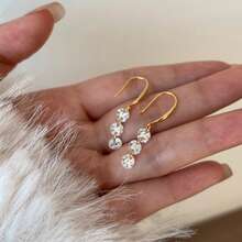 1pc Beautiful Cry~ Sparkling High Carbon Diamond! Mini Exquisite! Niche Design Floating Three Diamond Tassel Ear Hook Light Luxury Earrings For Women - Vàng - Xem 7
