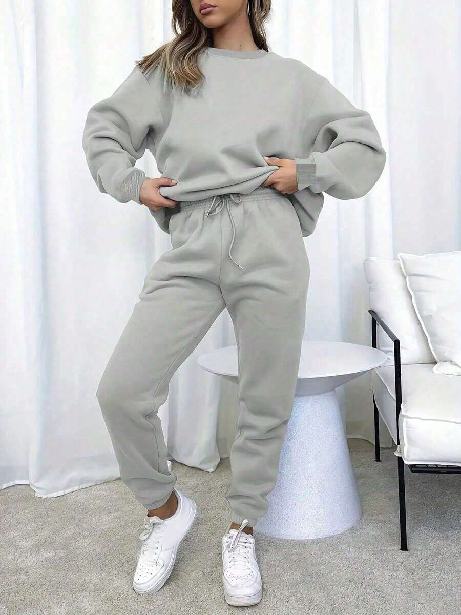 Fashionable Women's Sportswear Set For Autumn And Winter - Filled Lining For Warmth, Fitness Wear, Casual Running And Training Gear, Loose And Elastic Design, Essential For Casual Wear After Exercise, Sportswear, Women's Set, Women's Two-Piece Sportswear, Sportswear, Women's Plus Size Sport Set, Women's Winter Clothing, Women's Two-Piece Clothing, Women's Sport Set, Women's Two-Piece Clothing, Women's Casual Wear Set, Women's Two-Piece Sportswear, Women's Sport Set, Women's Set, Women's Two-Piece Clothing, Women's Hoodie And Pants Set, Women's Winter Set, Home Wear Set, Black Sport Set, Plus Size Women's Clothing, Women's Sport Set, Sportswear, Warm Lining, Sportswear Set