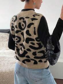 简约休闲豹纹V领开衫长袖纽扣针织背心上衣春秋季女装外出穿搭 - 棕色 - 查看 2