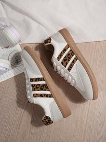 1 Pair Women's Casual Leopard Print Flat Round Toe Lace-Up Sneakers, Fashionable & Versatile - Beige - View 4