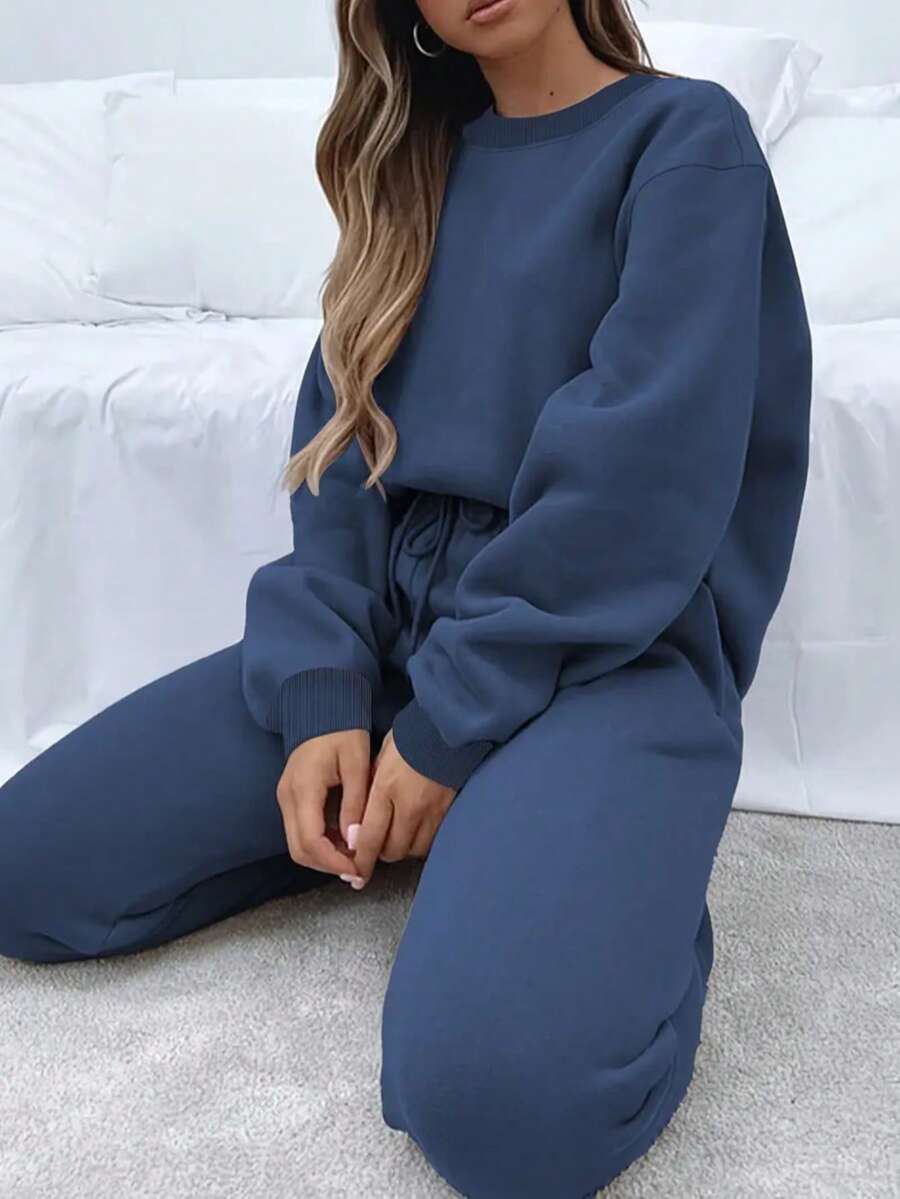 Women's Fall/Winter Fashionable Sportswear Set – Fleece-Lined For Warmth, Suitable For Fitness, Casual Running, And Training. The Loose, Stretchy Design Makes It A Must-Have For Everyday Wear After Workouts. This Two-Piece Set, Consisting Of A Sweatshirt And Trousers, Can Be Worn As Winter Sportswear, Loungewear, Or A Casual Outfit. The Classic Black Color Offers Excellent Warmth, Meeting Diverse Needs For Both Sports And Everyday Life. - 藍色 - 查看 1