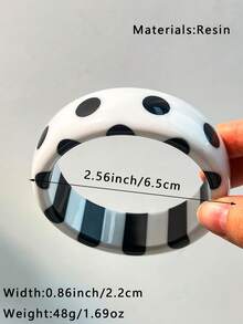 1 chiếc vòng tay nhựa tương phản đen trắng phong cách Punk, thiết kế đinh tán nhiều chi tiết với họa tiết ngôi sao, quà tặng trang sức tròn bất đối xứng thời trang cho phụ nữ, thích hợp đeo hàng ngày - Nhiều màu B - Xem 5