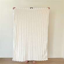1件装柔软条纹毯，仿兔毛毯，床毯，床单，毛巾毯，办公室午睡毯，汽车毯，空调毯，家用毯 - 米色 - 查看 15