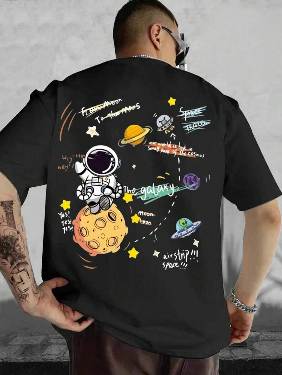 Envío dentro del país con entrega al día siguiente. Camiseta de cuello redondo y manga corta para hombres, nueva colección de verano, cómoda y transpirable, diseño versátil con corte amplio, ideal para crear looks casuales y adornada con estampados modernos y de moda. - Negro - Ver 1