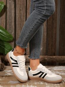 1 par de zapatillas deportivas casuales de mujer con diseño geométrico, puntera redonda plana y cordones, de moda y versátiles - Gris - Ver 3