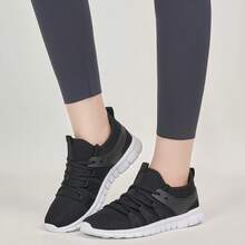 Ecetana Tennis Shoes For Women,Women's Breathable Non-Slip Sports Shoes , Summer Breathable Lace Up Low Cut Anti Slip Walking Training Shoes,Cushioned Comfort Platform Sneakers With Arch Support For Work, Gym, And Everyday Wear - 黑色 - 查看 4