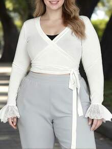 Blusas de otoño de talla grande para mujer, camisas de corte entallado con cuello en V, manga larga y encaje de retazos - Blanco - Ver 3