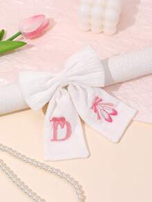 1 Stück Buchstabe A-Z bestickter Haarclip, geeignet für Mädchen, Pastell Stoff Alligator Clip, Buchstaben & Ballettschuh Haarclip, süßer Mädchen Doppel-Pferdeschwanz Haarclip, weiß & rosa bestickter Haarspange, Teenager Haaraccessoire - Weiss - Übersicht 30