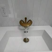 Beautiful And Functions Single Handle Bathroom Sink Faucet, Waterfall Curved Shape Design Single Hole Lavatory Faucet Basin Mixer Tap - Multicolor - View 6