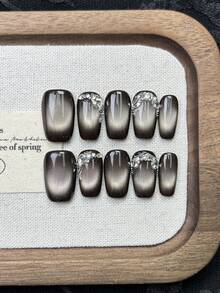 10片手工方形亚克力美甲贴片，中号，柔和黑色美甲，闪亮猫眼美甲，镶嵌宝石Mariquesa宝石钻石，前卫优雅简约秋季美甲，秋季贴片美甲，冬季假指甲，节日美甲，派对日常及约会适用，适合海滩热带度假，DIY假指甲艺术，适合女性和女孩作为礼物美甲用品 - 黑色 - 查看 11