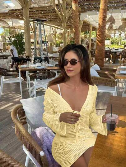 FOR BEAUTY 春夏新款沙滩罩衫，女士纯色外套，简约优雅，度假休闲，大胆前卫，性感女孩视角，沙滩假日音乐节镂空领衬衫，嘉年华