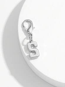 1pc Fashionable Minimalist 26 Small English Letter Shape Smooth Metal Keychain, Suitable For Women Car Key, Bag Decoration And Gift - Silver - View 21