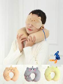 这款三件套旅行睡眠套装包含U型颈枕、眼罩和耳塞。无论是在车里还是飞机上，这套旅行睡眠套装都能让您随时随地放松休息。它能有效隔绝外界干扰，帮助您获得优质睡眠。