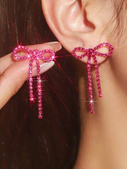 1 Cặp bông tai tua rua hình nơ hàn xích vuốt thời trang thanh lịch, phù hợp cho trang phục hàng ngày của phụ nữ