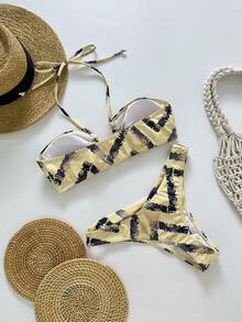 Spring/Summer New Retro Pattern Contrast Color Halter Removable Padded Bikini Two Pieces Bikini Set, High-Cut Triangular Bottoms, Sexy & Fashionable For Beach, Resort, Valentine's Day - Yellow - View 2