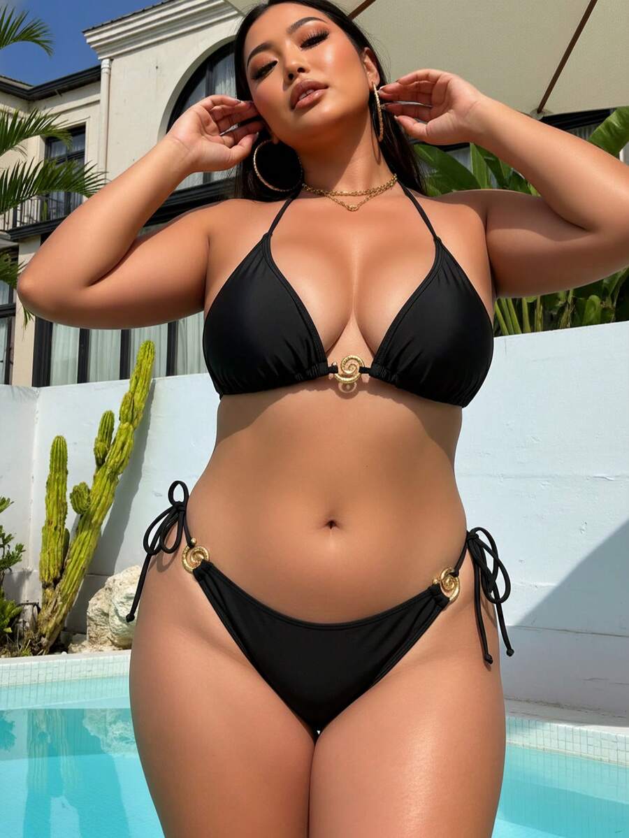 Set Bikini Pelangsing Ukuran Plus Terbaru Warna Hitam & Emas dengan Gesper, Cocok untuk Liburan Pantai Musim Panas dan Santai - Hitam - View 1