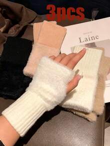 Găng tay len hở ngón kiểu Hàn Quốc, ấm áp cho mùa thu/đông, độc đáo và thời trang, cần thiết cho học sinh và người đi xe đạp, thiết kế hở ngón chắn gió. Găng tay được làm từ chất liệu lông cừu mềm mại và vải dệt kim, mang lại sự ấm áp và thoải mái. Màu sắc pastel ngọt ngào và tươi mát dễ dàng phối hợp với nhiều trang phục, khiến nó trở thành một món đồ thời trang không thể thiếu cho mùa thu/đông. - Nhiều màu - Xem 12