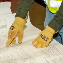 Klein Tools 60607 | Guantes de cuero multiusos | Mayor protección en tareas pesadas | Confort flexible para el trabajo diario | Guantes electricista | Herramientas | Talla M| 1 par | Color marrón(default) - Multicolor - Ver 7