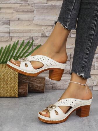 女士蝴蝶复古PU皮编织底沙滩凉鞋，春夏款