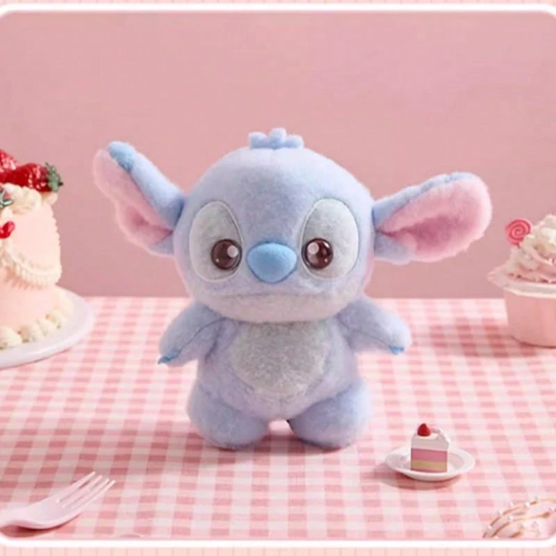 Miniso Búp bê nhồi bông Stitch của Disney - Chất liệu mềm mại và thoải mái, kích thước nhỏ gọn, vật trang trí hàng ngày (1 chiếc) - Nhiều màu - Xem 1