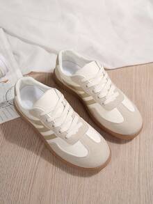 1 par de zapatillas deportivas casuales de mujer con diseño geométrico, puntera redonda plana y cordones, de moda y versátiles - Caqui - Ver 5