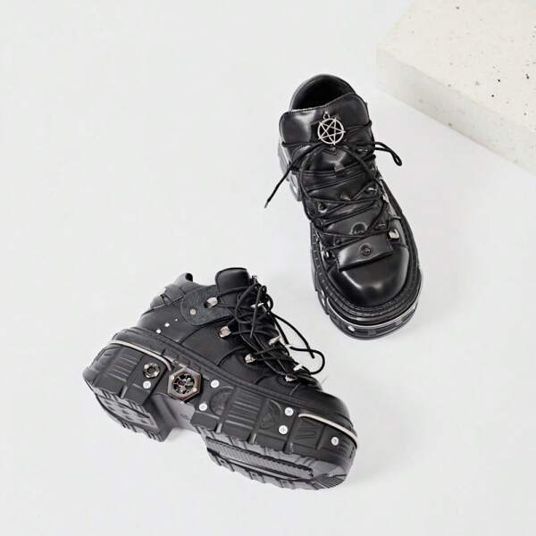Women's Platform Biker Boots Lace Up Motorcycle Ankle Boots Black Metal Combat Y2K Goth Punk Booties Fashion Shoes Outdoor Footwear Rock Boots