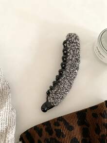 Women's Black/Khaki/Brown Banana-Shaped Lightweight Plastic Hair Clip, Simple & Minimalist Style Solid Color Hair Claw Accessory For Daily Wear, Parties, Work, Travel, Etc, Ideal For Hair Styling During Face Washing, Showering, Makeup And Outfit Matching Hair Clips Claw Clips Hair Claws Hair Barrettes, School Stuff, College, Hair Accessories, Hair Slide