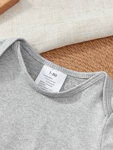 Baby Boy Funny Slogan Letter Print Short Sleeve Bodysuit - Grey - View 3