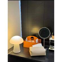 1个新款时尚简约皮革纸巾盒/卫生纸架，奢华家居客厅风格，纸巾收纳盒