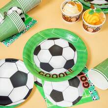 1 Set grüne Fußball-Themen Einwegplatten, Servietten, Becher - für 16 Gäste, geeignet für Geburtstag, Hochzeit, Party, Familien-Picknick - Verschiedenfarbig - Übersicht 5