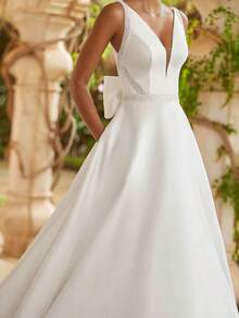 Elegant V-Ncek Beaded Satin Wedding Gown - Perfect For Christmas, Halloween, Weddings, Proms & Birthdays - trắng - Xem 4