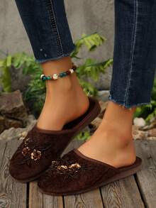 1 Pair Handmade Beaded Floral Retro Round Toe Slippers For Women, Comfortable & Lightweight Indoor Slippers, Available In Black, Pink, Multiple Colors, Size Runs Large, Recommend Ordering One Size Down - Coffee Brown - View 2